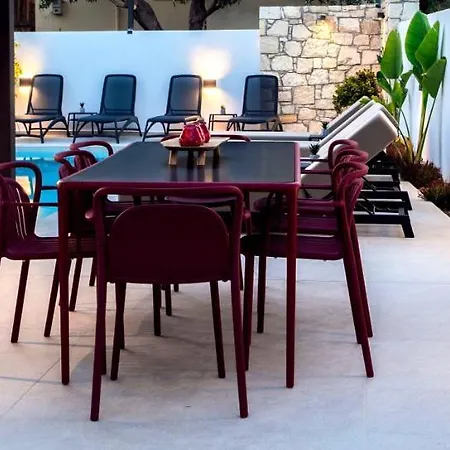 Villa Avrilia Seaside Heated Pool