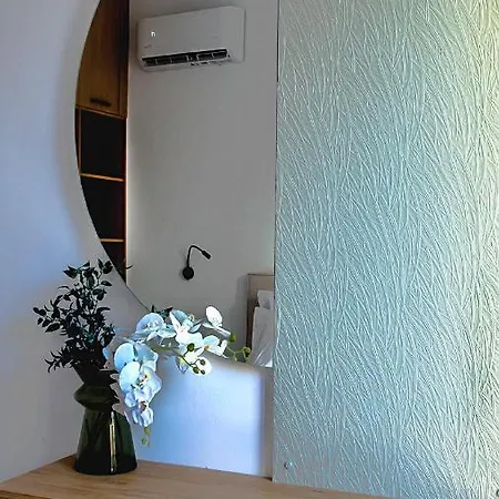 Avrilia Seaside Heated Pool Villa *