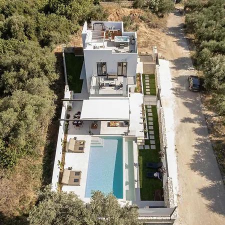 Avrilia Seaside Heated Pool Villa