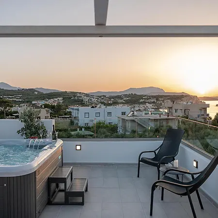 Avrilia Seaside Heated Pool *