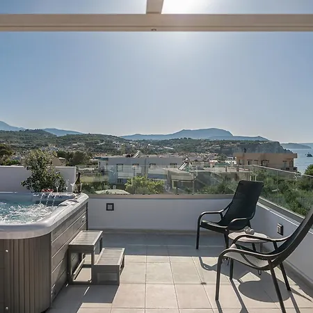 Avrilia Seaside Heated Pool * Almirida
