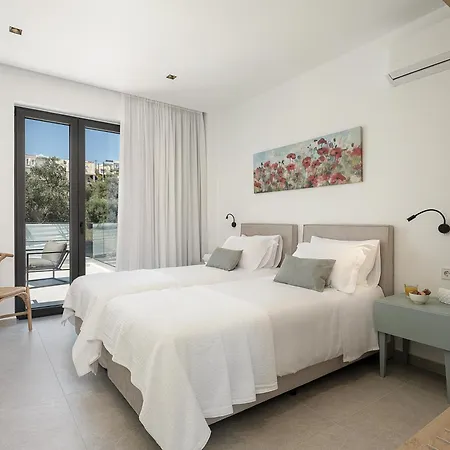 Avrilia Seaside Heated Pool * Almirida