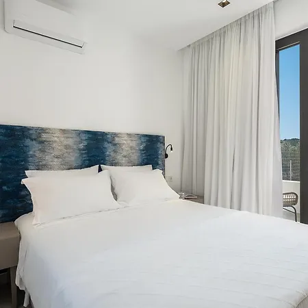 Avrilia Seaside Heated Pool